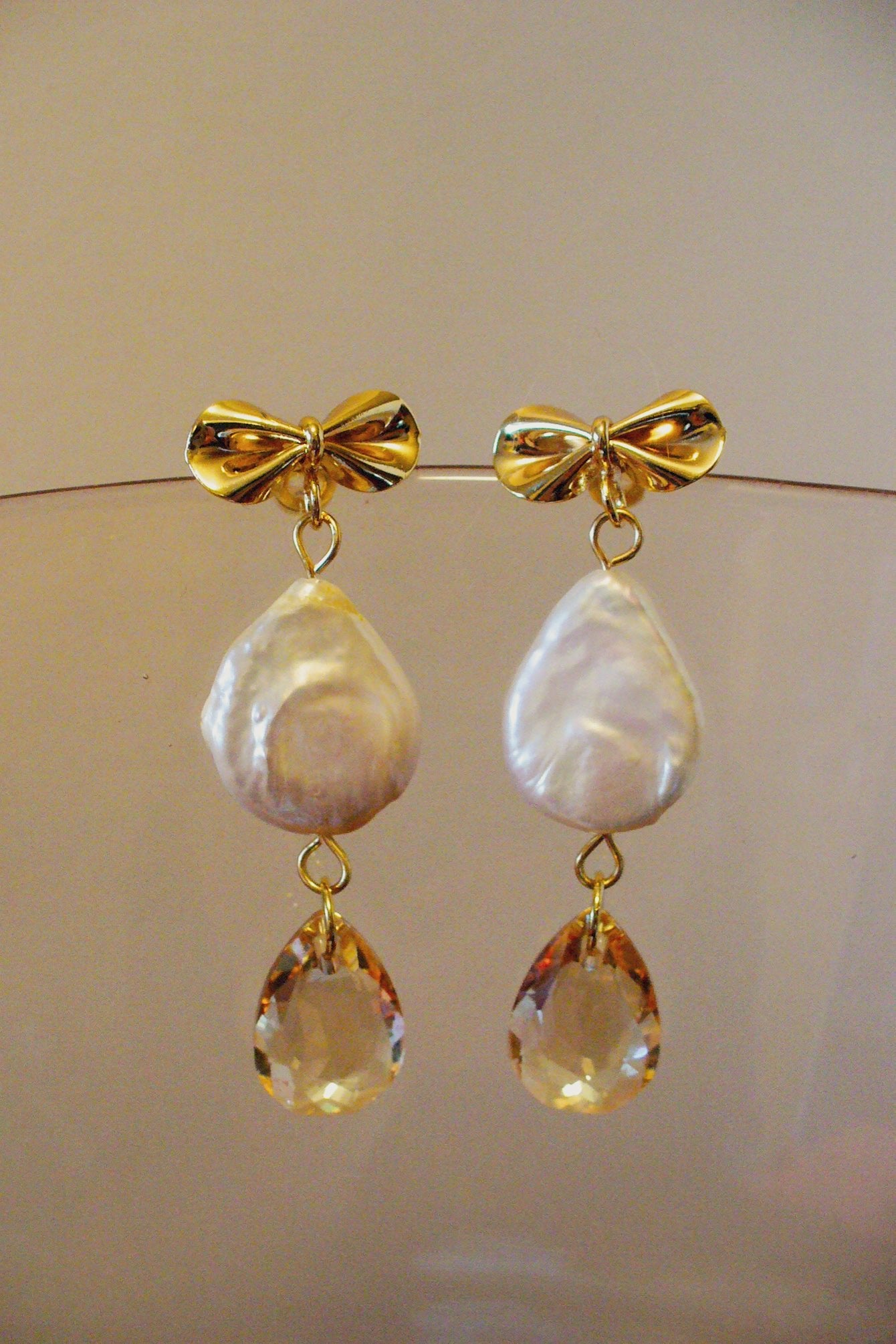 Flo Earrings – statement pearl drop wedding earrings