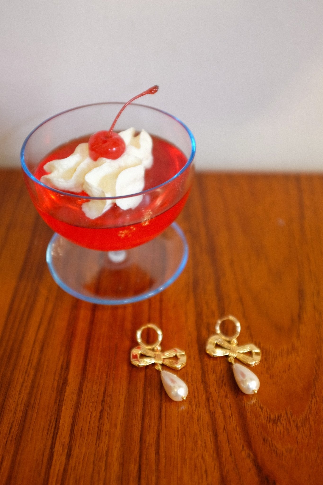 Bow pearl drop earrings - blóma!blóma!Earrings