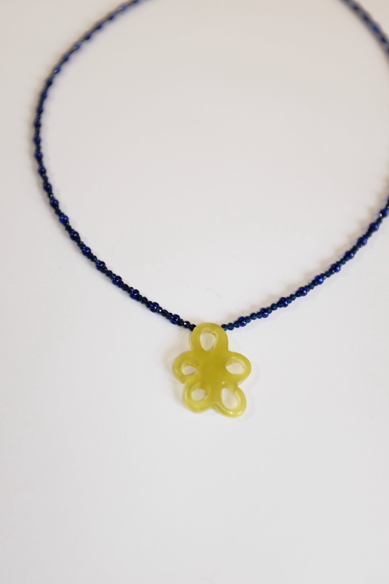 Sample Sale - 42 - Lime and navy flower cham necklace - blóma!blóma!Sample