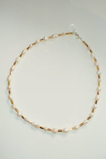 Vanille Necklace – handmade gold plated necklace with freshwater pearls